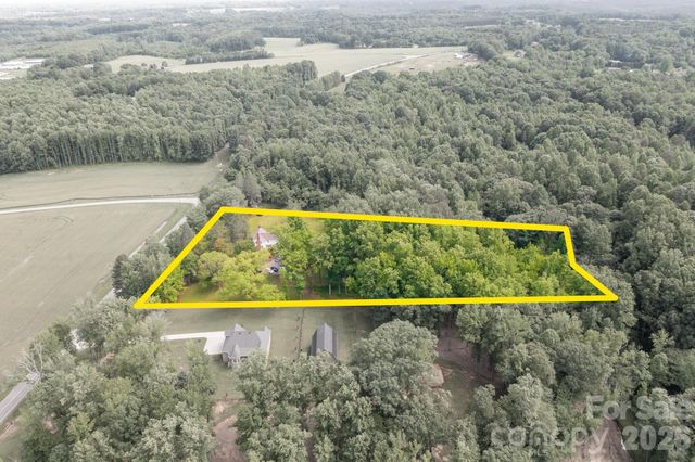 1567 Jennings Road, Statesville, NC 28625