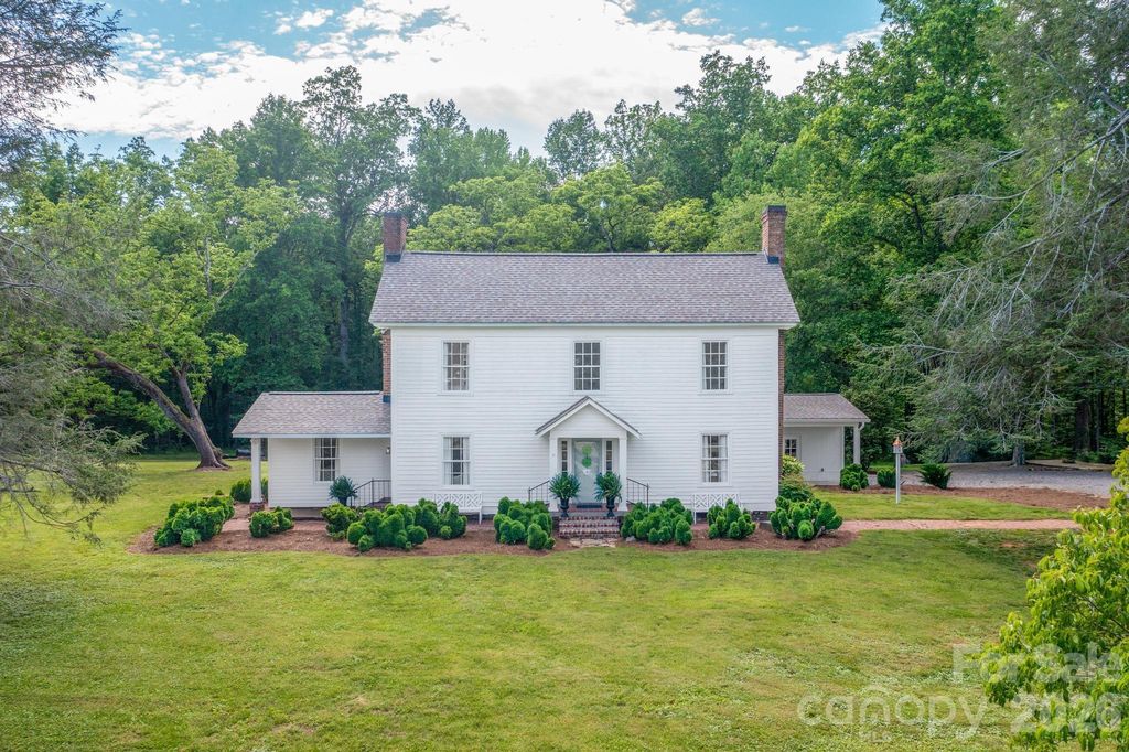 1567 Jennings Road, Statesville, NC 28625