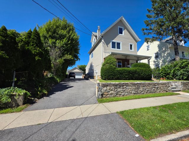 109 Fourth Avenue, Pelham, NY 10803