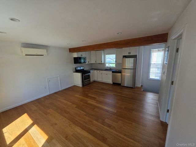 109 Fourth Avenue, Pelham, NY 10803