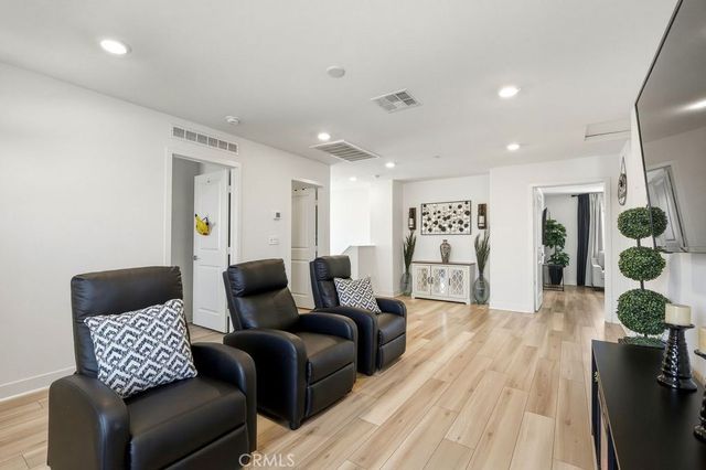 324 Castaic Way, Rialto, CA 92377