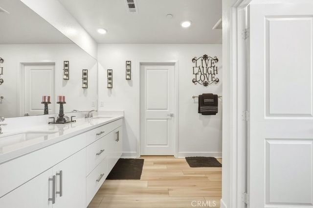 324 Castaic Way, Rialto, CA 92377