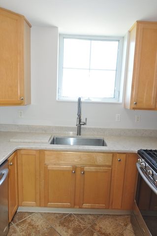 36 Village Road 502, Middleton, MA 01949