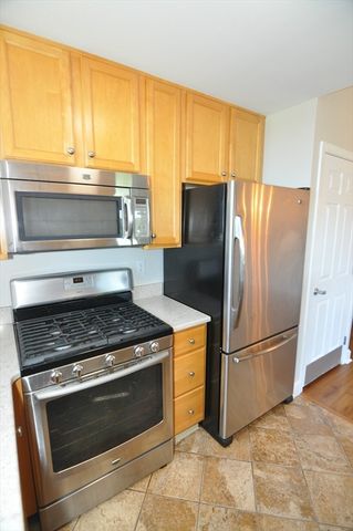 36 Village Road 502, Middleton, MA 01949