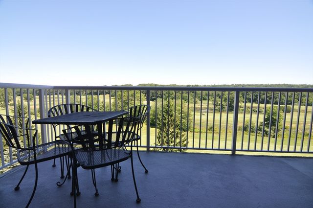 36 Village Road 502, Middleton, MA 01949