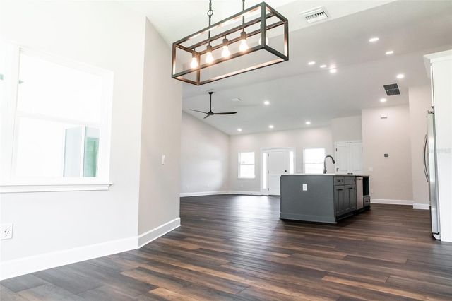 18080 MABERLY ROAD, Weeki Wachee, FL 34614