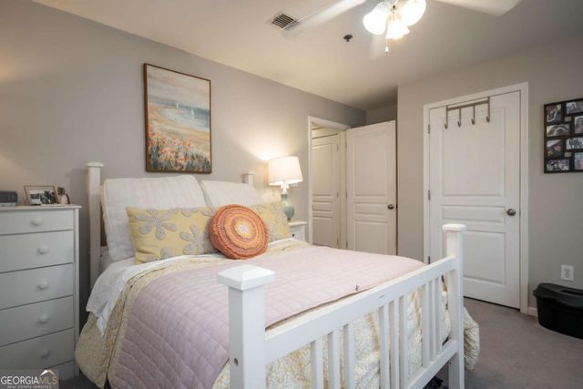 660 Barnett Shoals Road 410, Athens, GA 30605