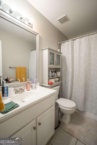 660 Barnett Shoals Road 410, Athens, GA 30605