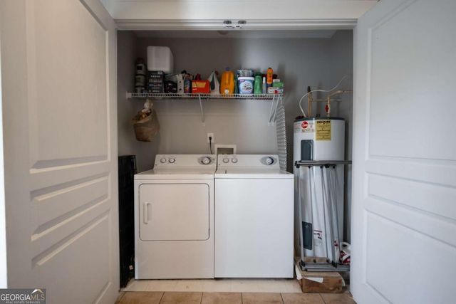 660 Barnett Shoals Road 410, Athens, GA 30605