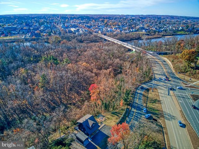 18 NAOMI RD, Fredericksburg, VA 22405