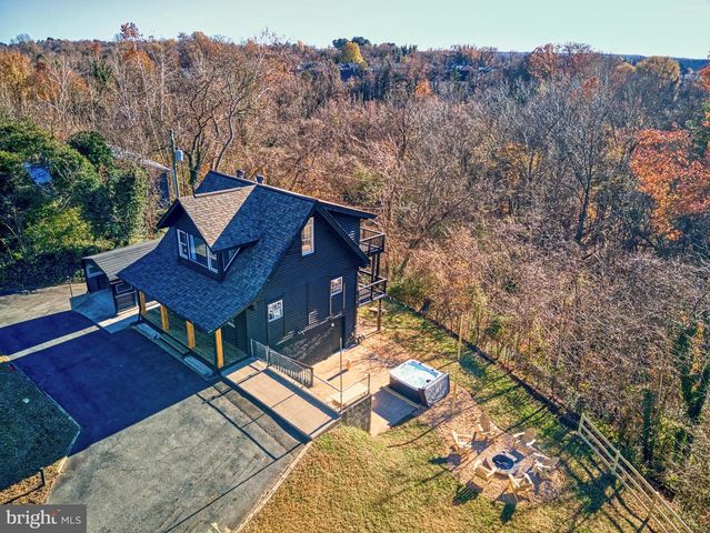 18 NAOMI RD, Fredericksburg, VA 22405