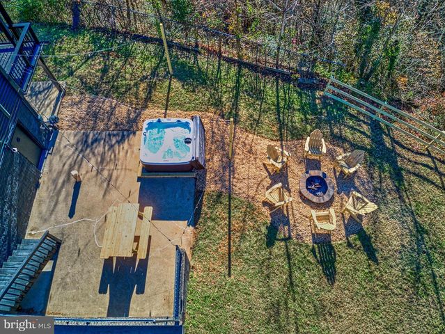 18 NAOMI RD, Fredericksburg, VA 22405