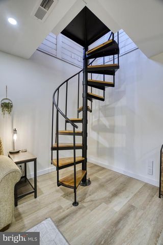 18 NAOMI RD, Fredericksburg, VA 22405