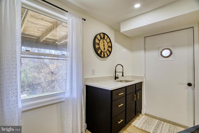 18 NAOMI RD, Fredericksburg, VA 22405