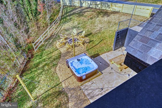 18 NAOMI RD, Fredericksburg, VA 22405