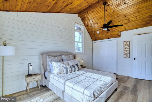 18 NAOMI RD, Fredericksburg, VA 22405