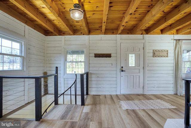 18 NAOMI RD, Fredericksburg, VA 22405