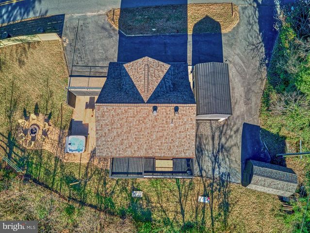 18 NAOMI RD, Fredericksburg, VA 22405