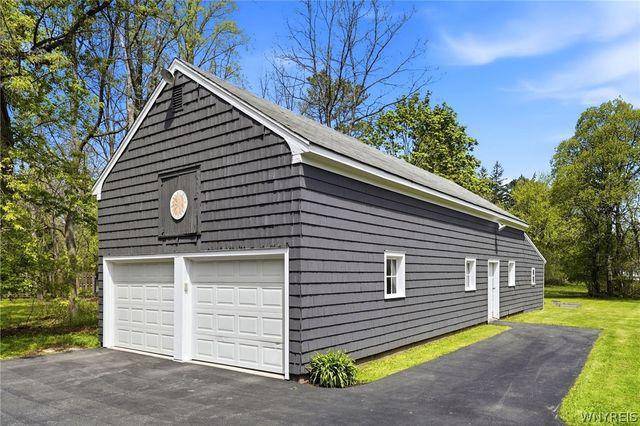 97 Jewett Holmwood Road, Aurora, NY 14052