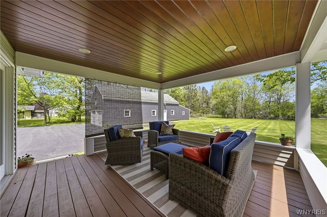 97 Jewett Holmwood Road, Aurora, NY 14052