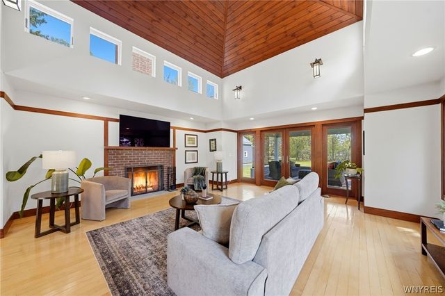 97 Jewett Holmwood Road, Aurora, NY 14052