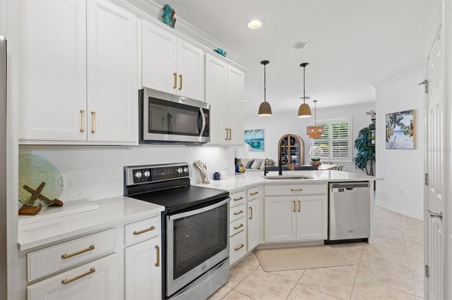13913 ALAFAYA STREET, Venice, FL 34293