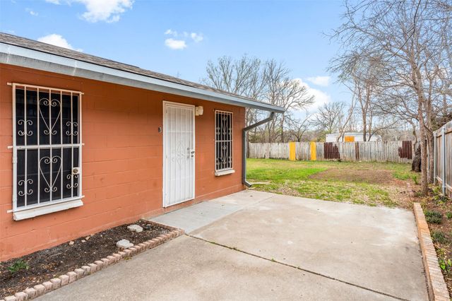 1210 Unit B Perez ST, Austin, TX 78721