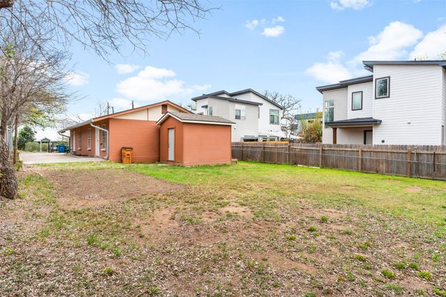 1210 Unit B Perez ST, Austin, TX 78721