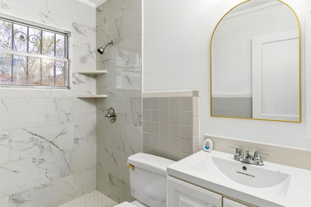 1210 Unit B Perez ST, Austin, TX 78721