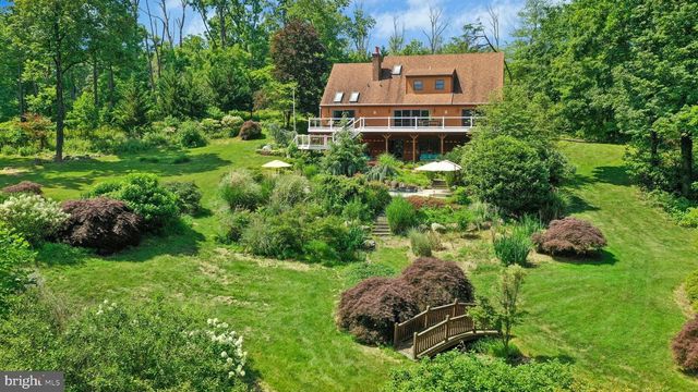 1565 MINE SPRING RD, Upper Black Eddy, PA 18972
