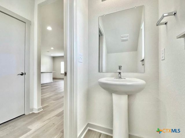 1001 Winnsboro Loop, Round Rock, TX 78664