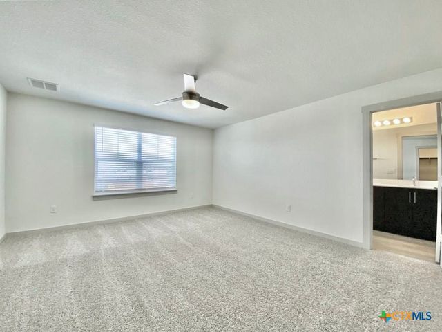 1001 Winnsboro Loop, Round Rock, TX 78664
