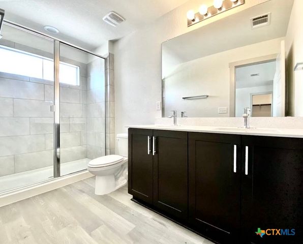 1001 Winnsboro Loop, Round Rock, TX 78664