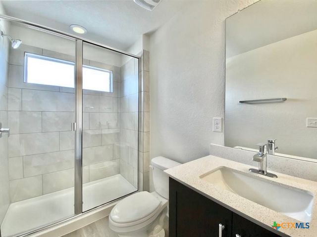 1001 Winnsboro Loop, Round Rock, TX 78664
