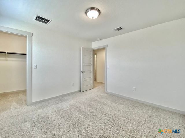 1001 Winnsboro Loop, Round Rock, TX 78664