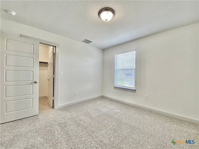 1001 Winnsboro Loop, Round Rock, TX 78664