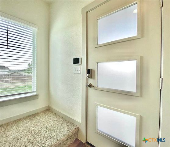1001 Winnsboro Loop, Round Rock, TX 78664