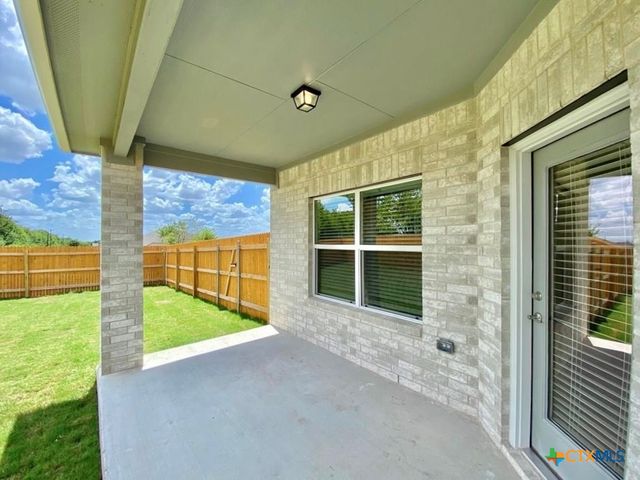 1001 Winnsboro Loop, Round Rock, TX 78664