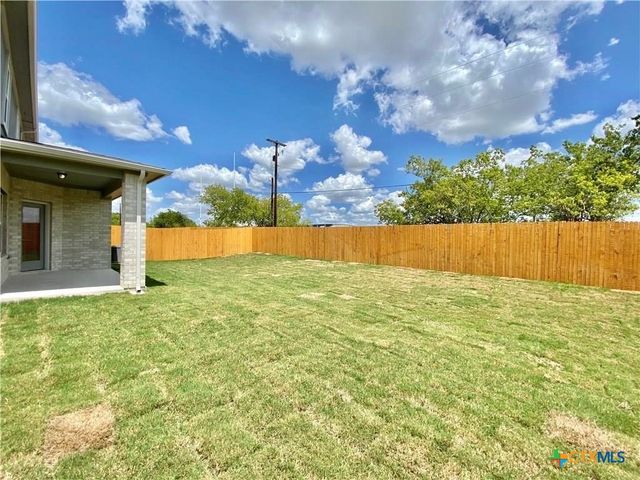 1001 Winnsboro Loop, Round Rock, TX 78664