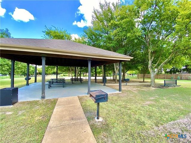 1001 Winnsboro Loop, Round Rock, TX 78664