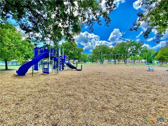 1001 Winnsboro Loop, Round Rock, TX 78664