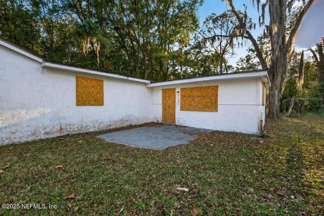 7924 LONGSPUR Avenue, Jacksonville, FL 32219