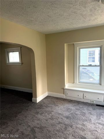 10618 Grandview Avenue, Cleveland, OH 44104