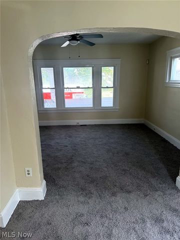 10618 Grandview Avenue, Cleveland, OH 44104