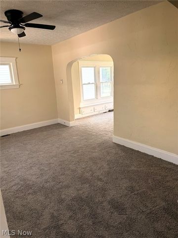 10618 Grandview Avenue, Cleveland, OH 44104