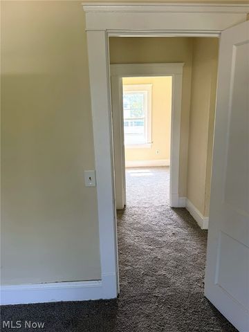 10618 Grandview Avenue, Cleveland, OH 44104
