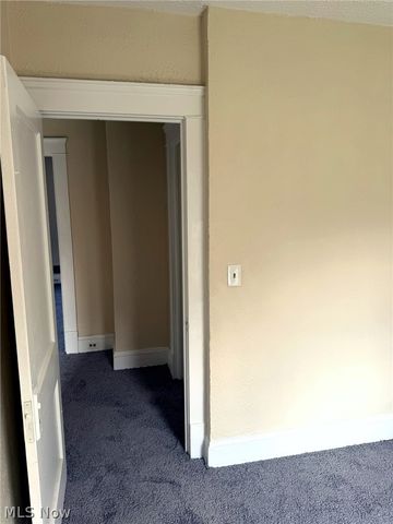 10618 Grandview Avenue, Cleveland, OH 44104