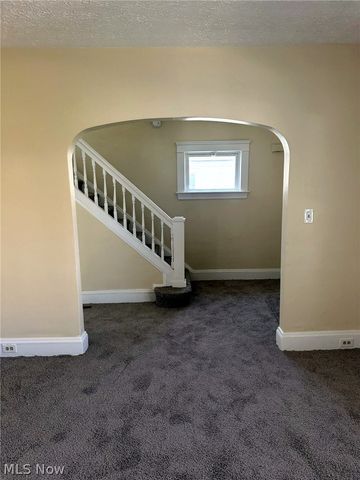 10618 Grandview Avenue, Cleveland, OH 44104