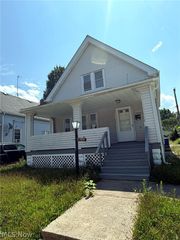 10618 Grandview Avenue, Cleveland, OH 44104