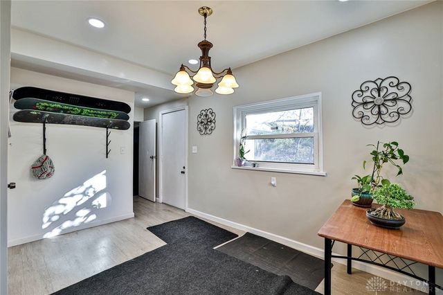 3224 Hiawatha Drive, Dayton, OH 45414